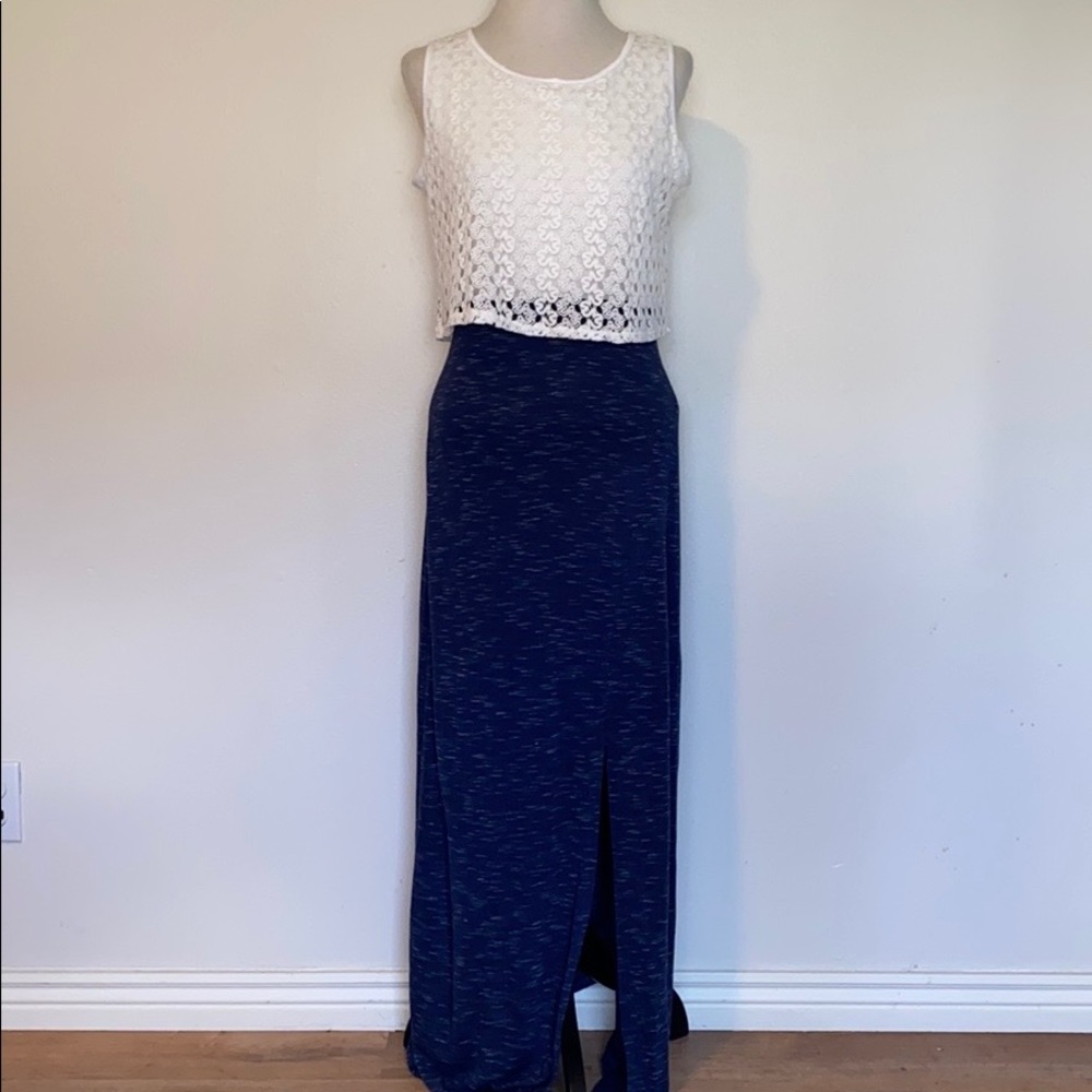 Casual Couture by Green Envelope maxi dress